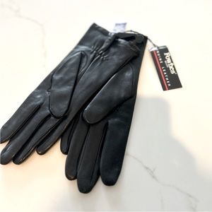 Leather gloves NWT FOWNES